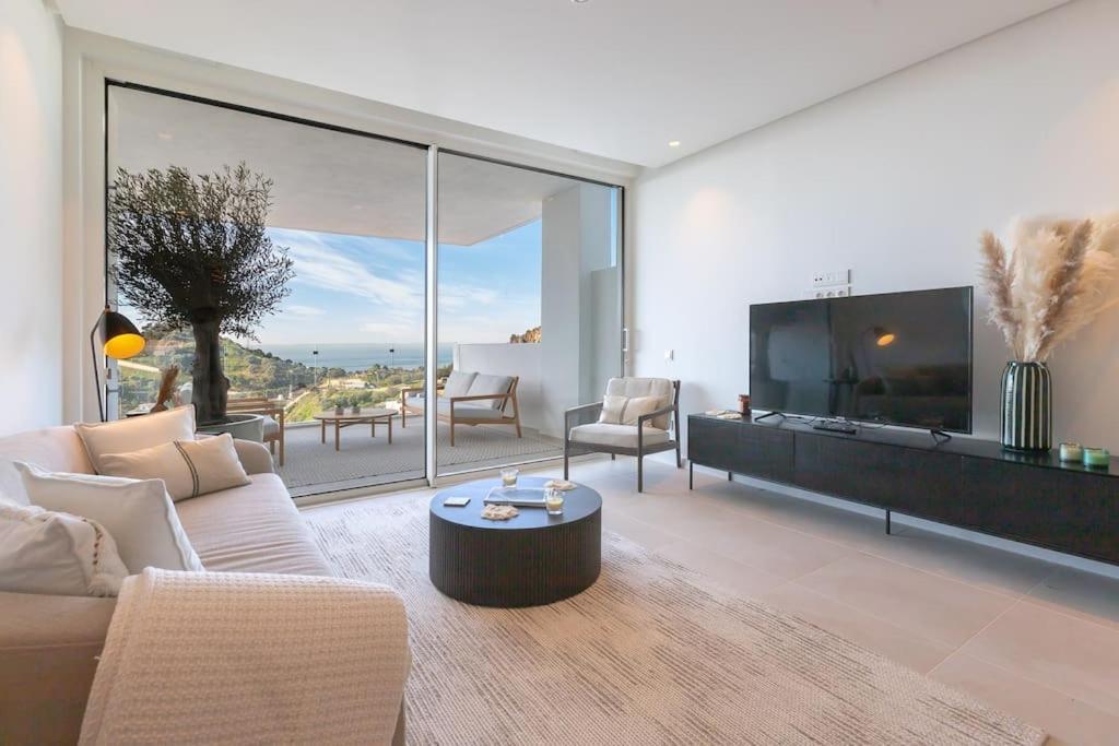 Beautiful Apartment In Palo Alto Ojén Exteriör bild
