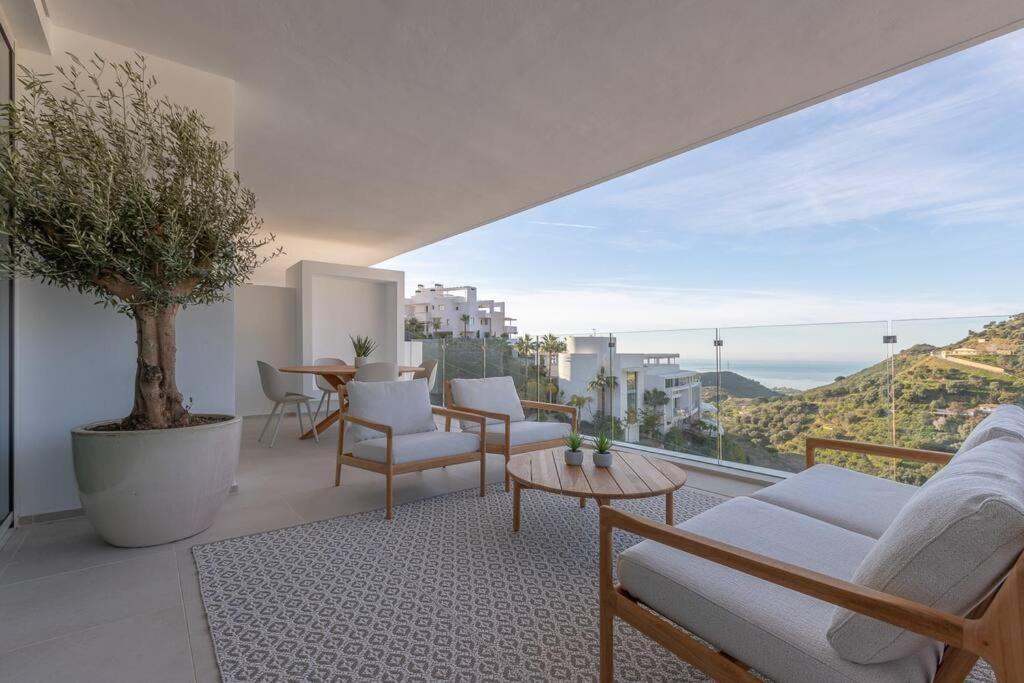 Beautiful Apartment In Palo Alto Ojén Exteriör bild